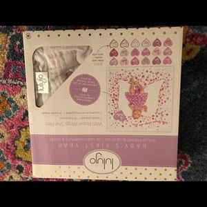 Milestones blanket with cards